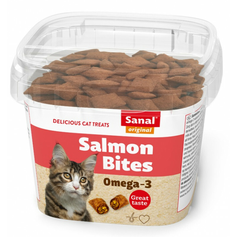Sanal Salmon Bits 75g - spilventiņi ar laša pastētes pildījumu